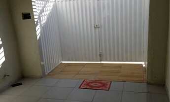 Imagem: Casa no Bonsucesso com Garagem