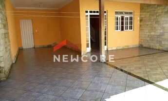 Imagem 2: Casa em Rua Flamboyant - Colonial - Contagem/MG