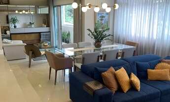 Imagem 2: Apto face norte reformado no Mercês