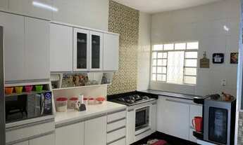 Imagem: Casa com 3 quartos em Corumbá