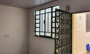 Imagem 3: Casa Mutuá Quarto Perto do Colégio Mendes Duarte