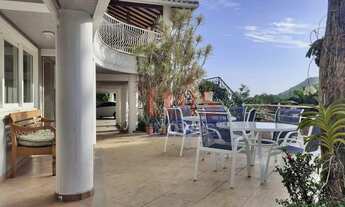 Imagem 6: Casa com 8 dormitórios à venda, 1200m² por R$3.500.000 - Itaipu - Niterói/RJ - CA4156