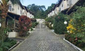 Imagem: Casa de condômino em Badu - Niterói