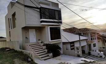 Imagem: Excelente Casa Triplex à Venda / locação