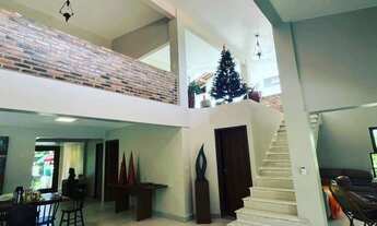 Imagem 5: Aldeia Casa excelente para venda possui 290 metros quadrados com 4 suítes