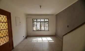 Imagem 7: Sobrado para aluguel tem 100 metros quadrados com 2 quartos