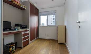 Imagem 7: Lindo, Ensolarado, com Terraço e Duas Suítes