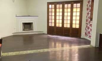 Imagem 2: Sobrado para aluguel tem 400 metros quadrados com 4 quartos em Centro - Taubaté - SP