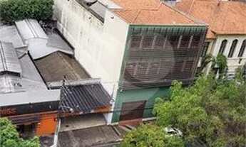 Imagem 6: Oportunidade Única: Apartamento com Potencial de Modernização ao Lado do Metrô Paraíso!