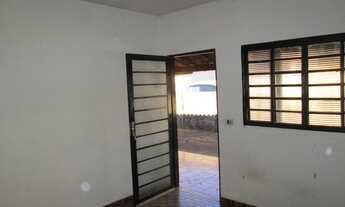 Imagem 3: CASA RESIDENCIAL FUNDOS 1 DORMITÓRIO PROX. AV. POTIRENDABA E MAX ATACADISTA