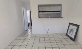 Imagem 7: Apartamento com 2 Quartos (sendo 1 suíte) em Lauro de Freitas