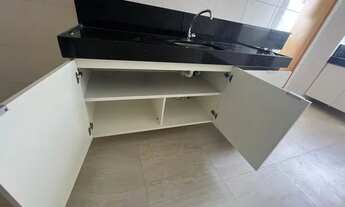 Imagem 2: EXCELENTE APTO PARA LOCAÇÃO ,3QTOS,SUITE, ARMARIOS NA COZINHA, 02 VAGAS, EXIGE FIADOR, CON