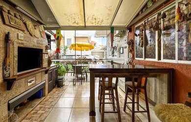 Imagem 10: Casa à venda com 5 quartos e piscina no Litoral - Caiobá/PR