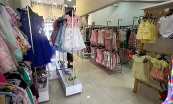 Imagem 3: Loja infantil de alto padrão completa