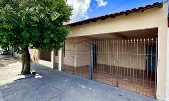 Imagem 2: LINDA CASA COM 2 DORMITÓRIOS E GARAGEM AMPLA