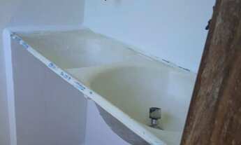 Imagem 7: Aluga se casa com 1 quarto,sala, cozinha conjugada, área de serviço, garagem para moto.