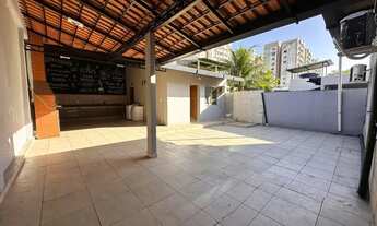 Imagem 2: Vendo Casa Terrea no Cj Rio Maracanã com 4 Suítes em FLORES/ 310m²