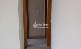 Imagem 3: Casa residencial disponível para venda no bairro Laranjeiras em Uberlândia-MG