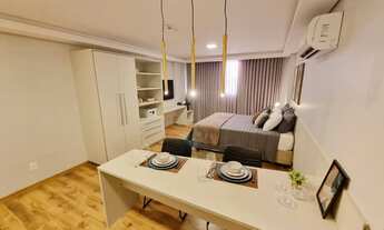 Imagem 2: Flat Suíte Confortável com Cama Queen e Cozinha Americana