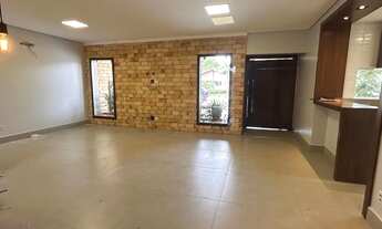 Imagem 3: Casa de condomínio para aluguel possui 183 metros quadrados com 3 quartos