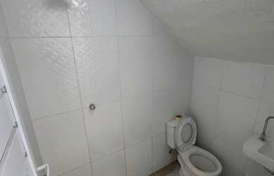 Imagem 7: Galpão novo em avenida