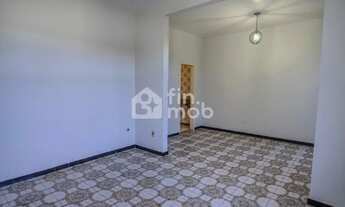 Imagem 3: Casa no Bairro de Lourdes 02 quartos - Térreo com garagem