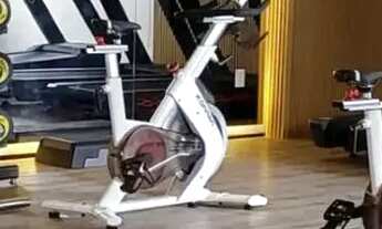 Imagem 3: Quarto e sala com 44m², prédio novo!om 44 metros quadrados com 1 quarto em Ponta Verde - M