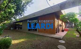 Imagem: CASA ASSOBRADADA - ALTO DE PINHEIROS - SP