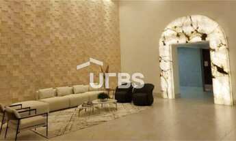 Imagem 2: Desfrute de sofisticação e conforto neste amplo apartamento de 232,40m² no Jardim Goiás, G