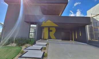 Imagem 2: Casa à Venda em São José do Rio Preto - Condomínio Quinta do Lago II - 3 Quartos, 3 Suítes