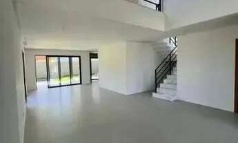 Imagem 3: Belíssima Casa, Alphaville, 3 Suítes, Área Verde, Piscina, R$ 1.599.999