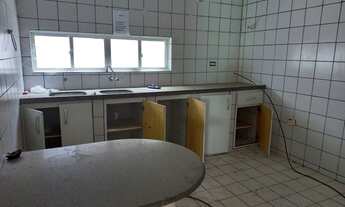 Imagem 4: Exc predio comercial na av central do Mocambinho