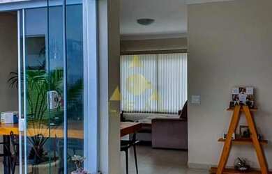 Imagem 5: Casa de condomínio para venda tem 136 metros quadrados com 3 quartos