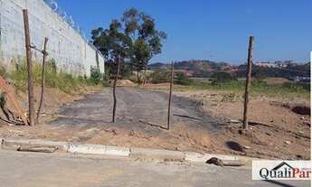 Imagem 2: Terreno-para-Venda-em-Chacara-do-Solar-II-(Fazendinha)-Santana-de-Parnaiba-SP