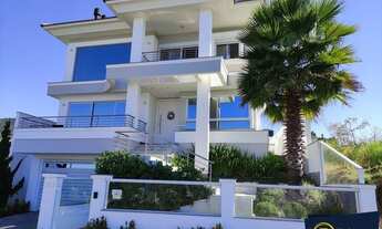 Imagem: Casa na Pedra Branca com 360m2 / 4 quartos