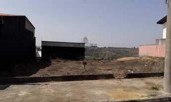 Imagem: Lote/Terreno para venda possui 140 metros