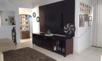 Imagem 2: Casa de Rua - Casa 4 quartos, sendo 4 suítes