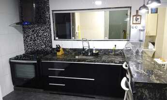 Imagem 6: Casa de condomínio para venda tem 400 metros quadrados com 4 quartos