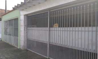 Imagem 2: Casa para venda possui 83 metros quadrados com 3 quartos em Maracanã - Praia Grande - SP