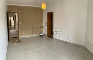 Imagem 6: Casa Sobrado - Bosque dos Eucaliptos - 4 Dormitórios - 120m²