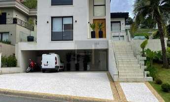 Imagem: Casa Alphaville com 5 suítes, 500 m²