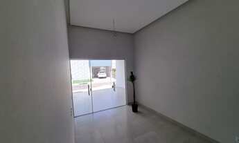 Imagem 2: Casa de condomínio térrea para aluguel possui 114 metros quadrados com 3 quartos