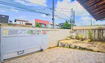 Imagem 3: Casa - com Mezanino no bairro Oásis, 800 metros da praia, Peruíbe-SP