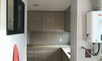 Imagem 2: Apartamento para aluguel possui 129 metros quadrados com 4 quartos reformado