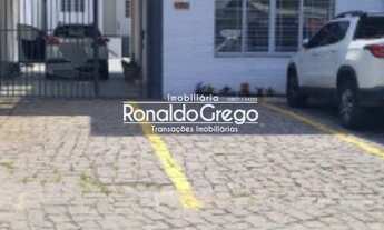 Imagem 2: 3 banheiros, 6 salas, 12 vagas