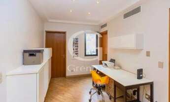 Imagem 7: Apartamento com 4 Quartos e 5 banheiros à Venda, 220 m²