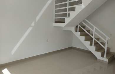 Imagem 5: Pechincha casa duplex 1° locação condomínio Fechado , com Sala 3 quartos suíte , varanda