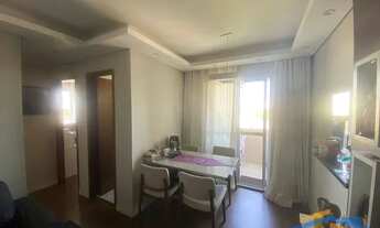 Imagem 2: Lindo Apto com 2 dorms todo reformado e repleto de armários