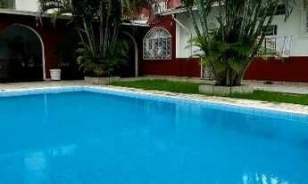 Imagem: Duplex com Piscina, Aleixo- Via Pública