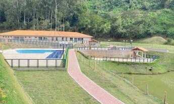 Imagem 7: Apartamento para aluguel e venda tem 57 metros quadrados com 2 quartos em Itaipava - Petró